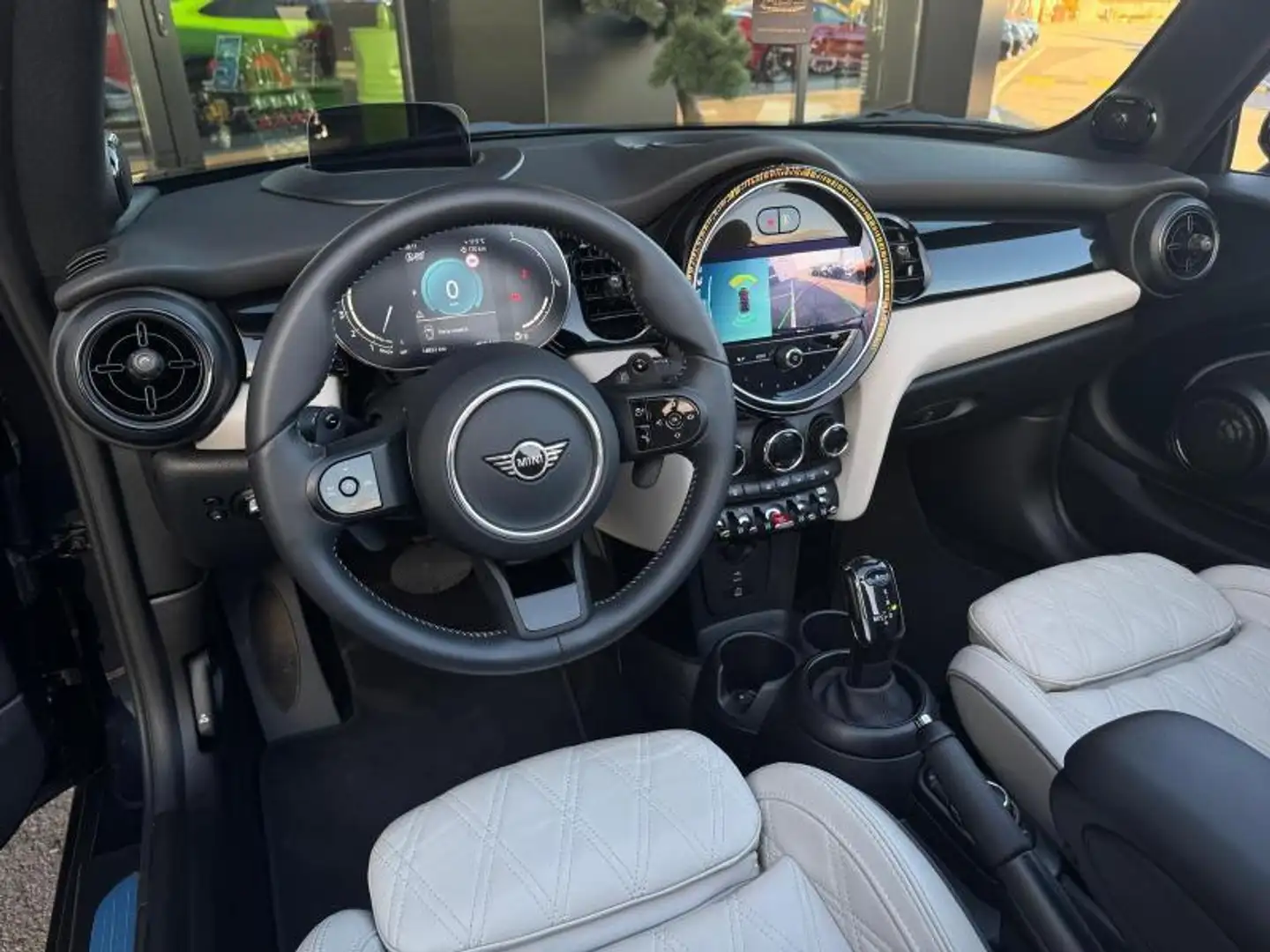 2024 MINI Cooper S Cabrio, 14.832 km, Luxemburg — Foto 6 z 12