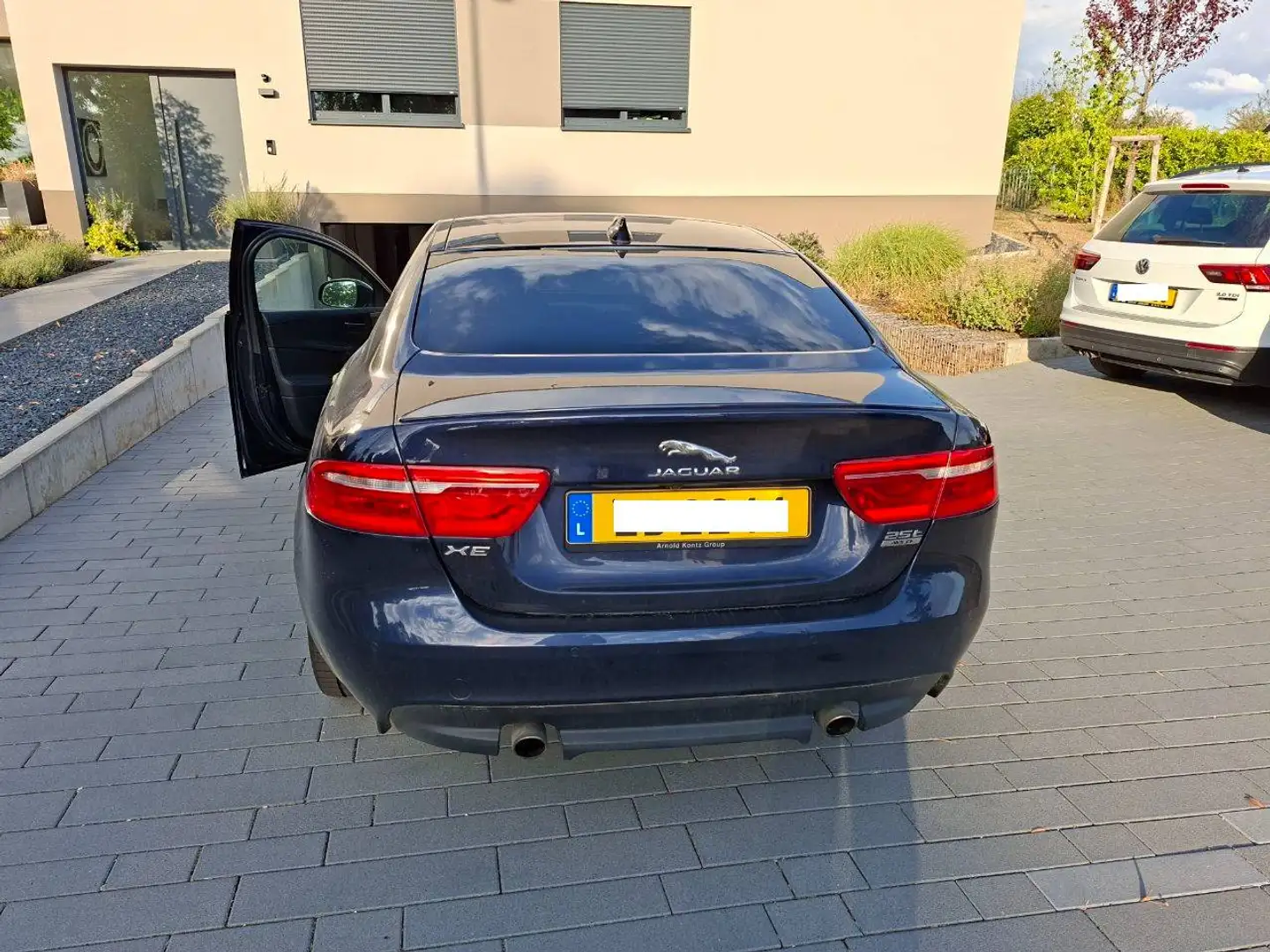 2018 Jaguar XE, 64.000 km, Luxemburg — Foto 1