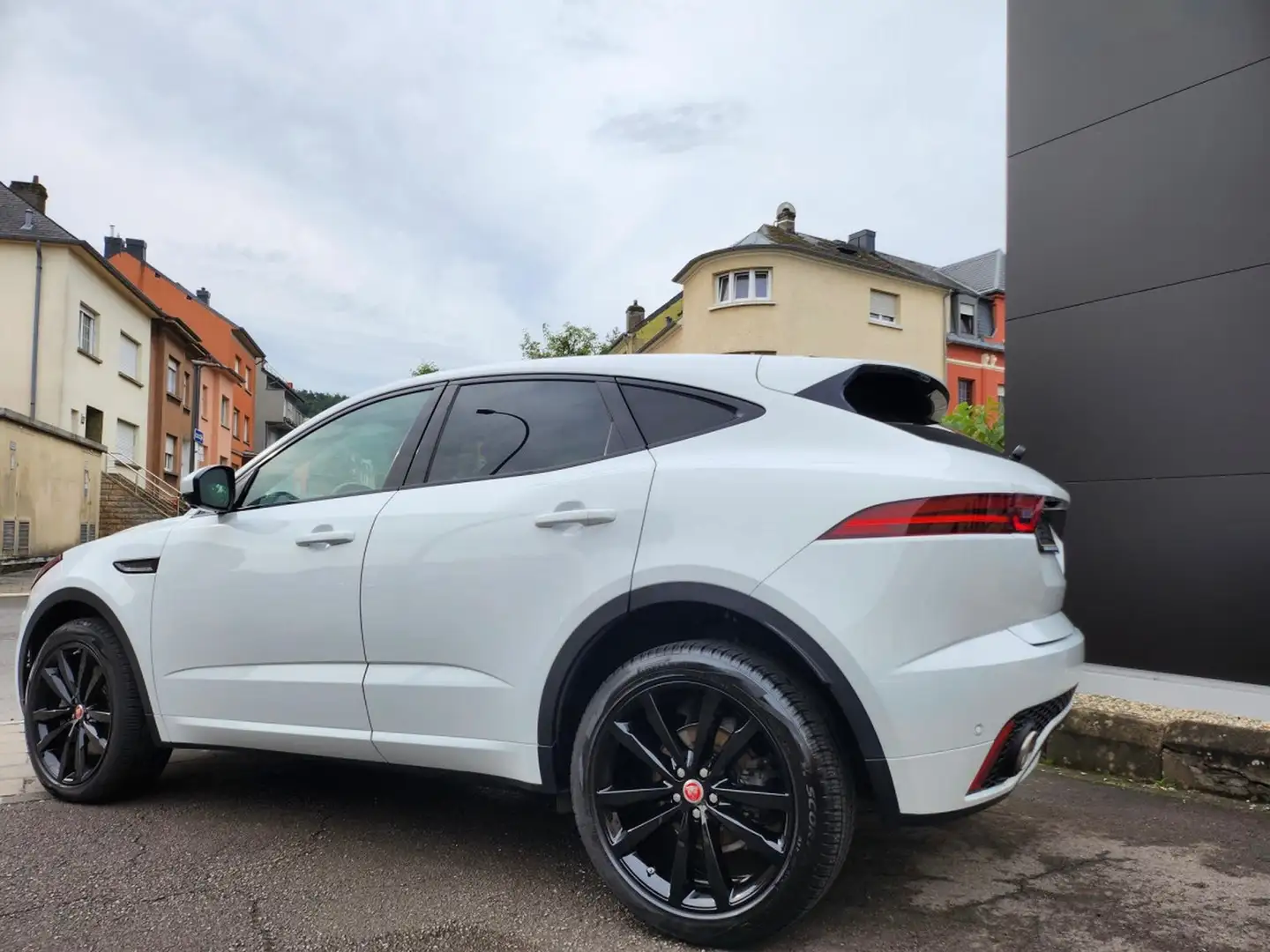 2019 Jaguar E-Pace, 97.000 km, Luxemburg — Foto 3 z 6