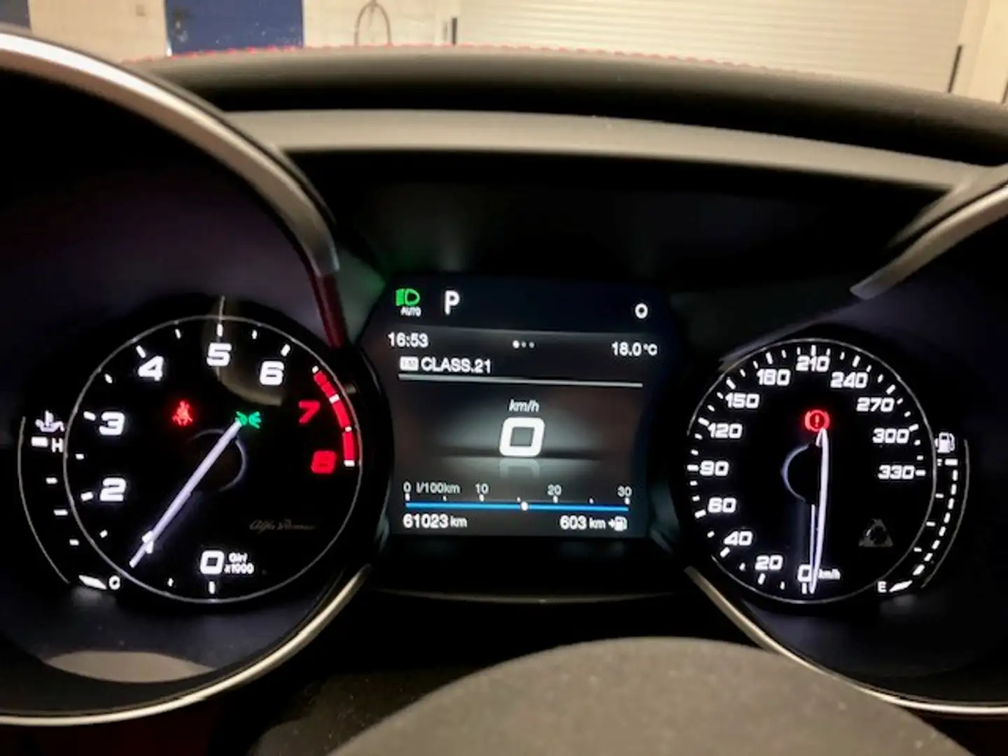2018 Alfa Romeo Giulia, 61.000 km, Lucembursko — Foto 3 z 9