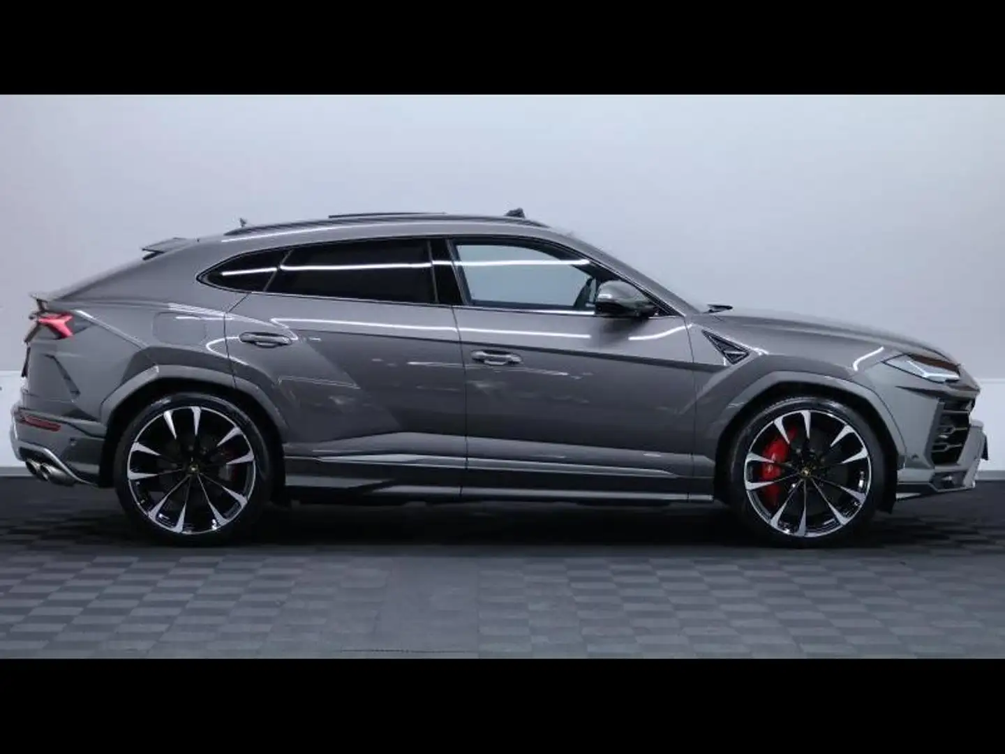 2022 Lamborghini Urus, 2.903 km, Luxemburg — Foto 4 z 12