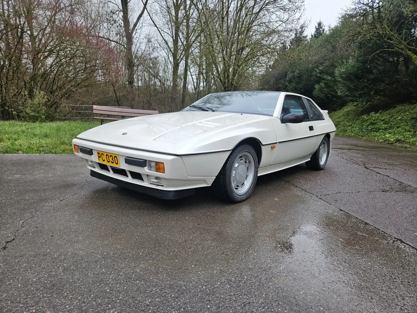 1987 Lotus Excel, 66.119 km, Luxemburg — Foto 1
