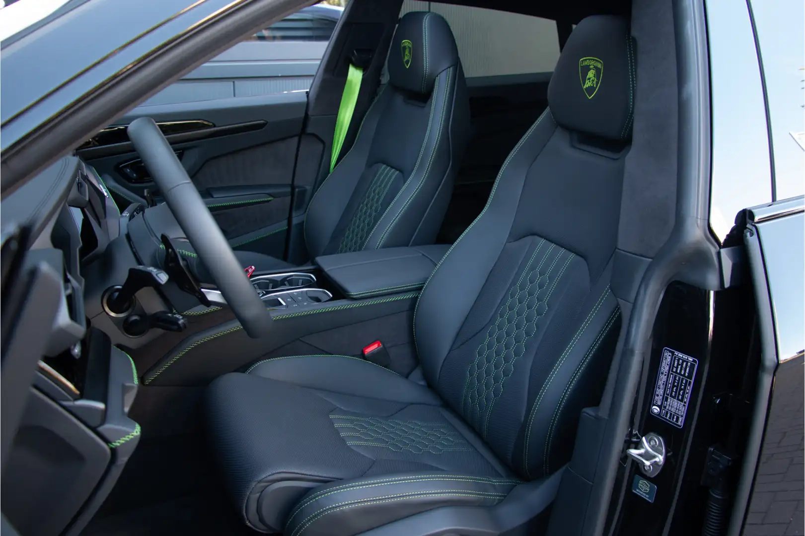2025 Lamborghini Urus, 1.640 km, Niederlande — Foto 5 z 12