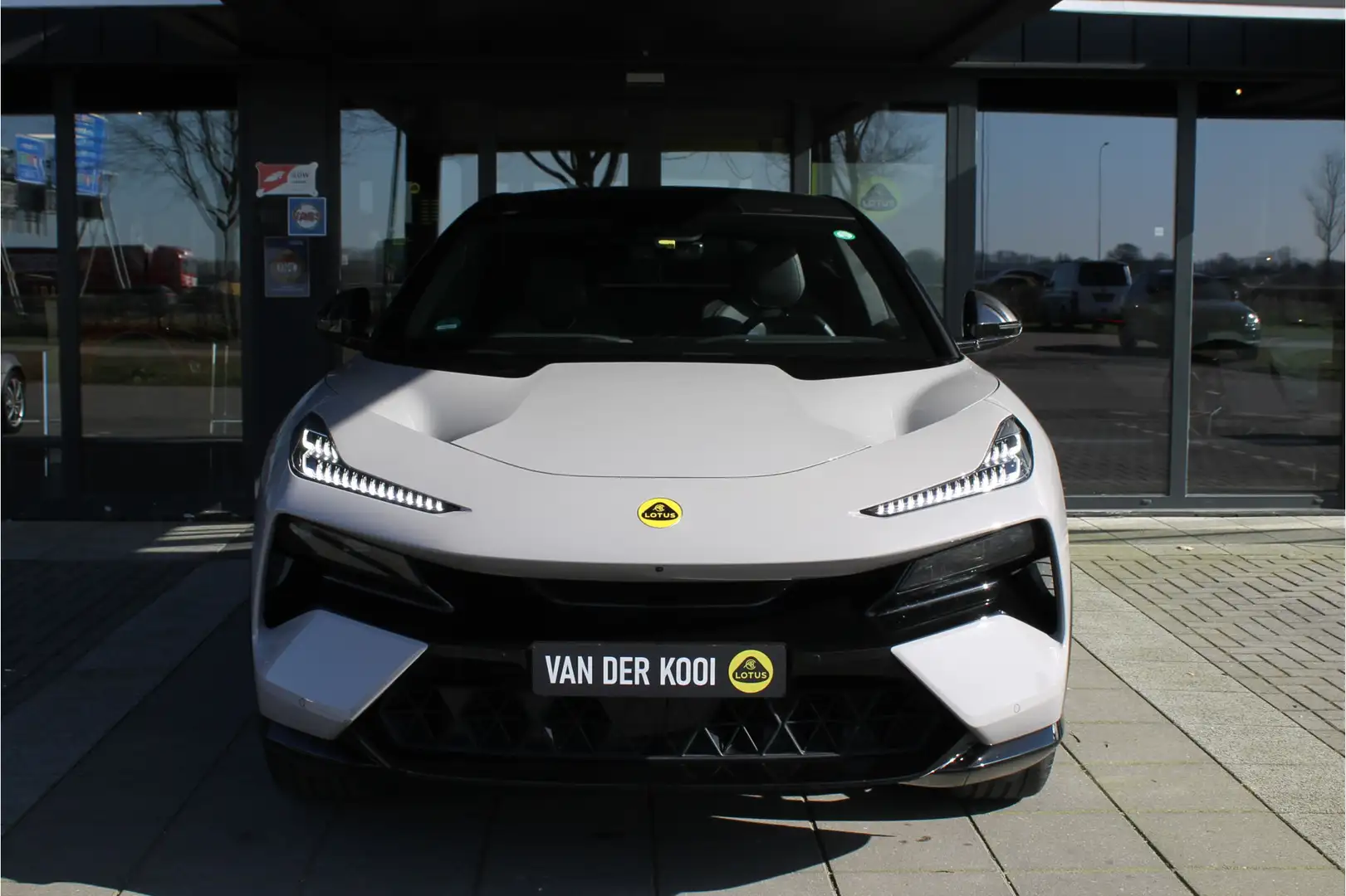 2023 Lotus Eletre, 55.279 km, Niederlande — Foto 2 z 12