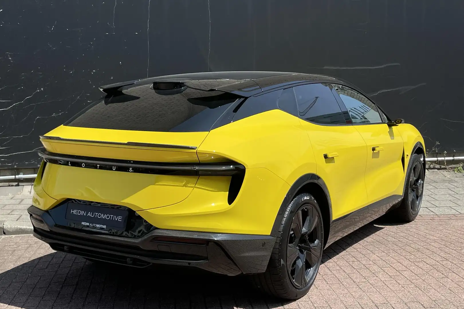 2025 Lotus Eletre, 3.476 km, Niederlande — Foto 5 z 12