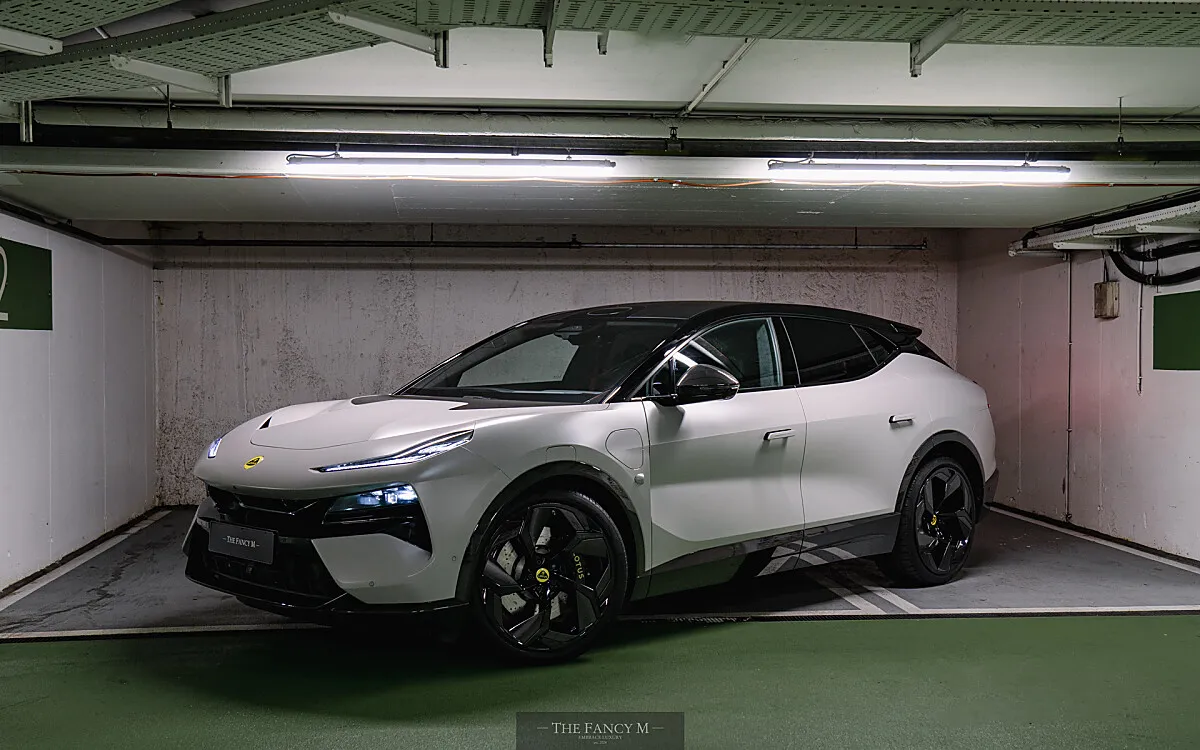 2025 Lotus Eletre, 8.500 km, Österreich — Foto 1