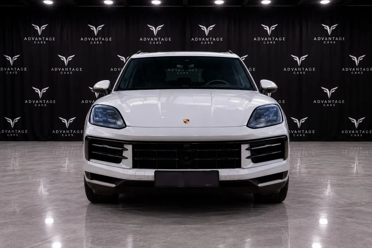 2025 Porsche Cayenne, 18.000 km, Rumänien — Foto 1