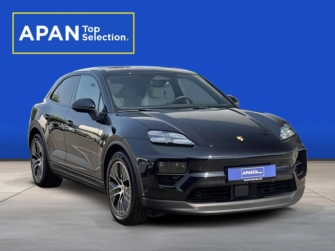 2026 Porsche Macan, 12.000 km, Rumänien — Foto 3 z 25