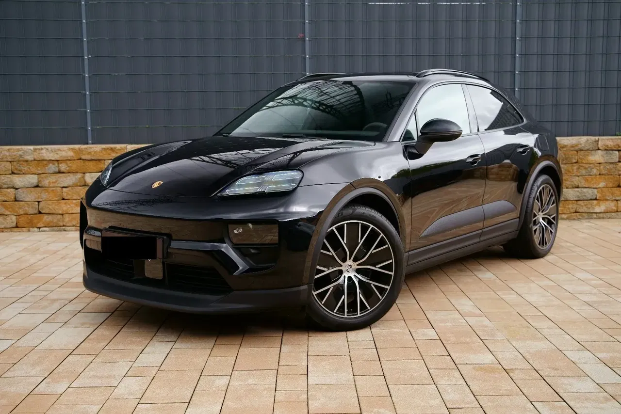 2025 Porsche Macan, 18.999 km, Rumänien — Foto 1
