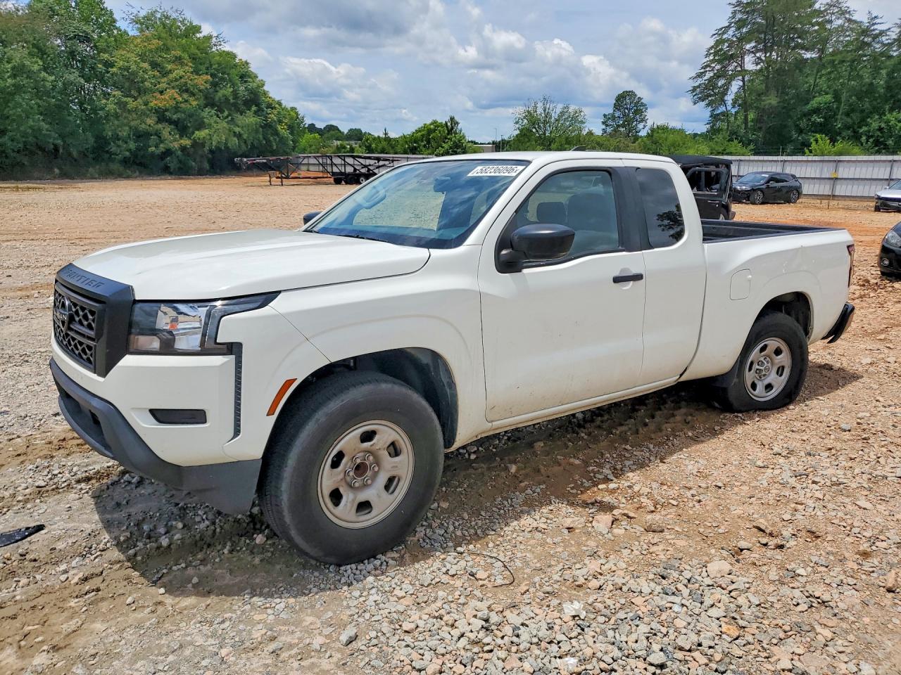 2022 Nissan FRONTIER, weiß, 103.604 km, Import USA — Foto 1