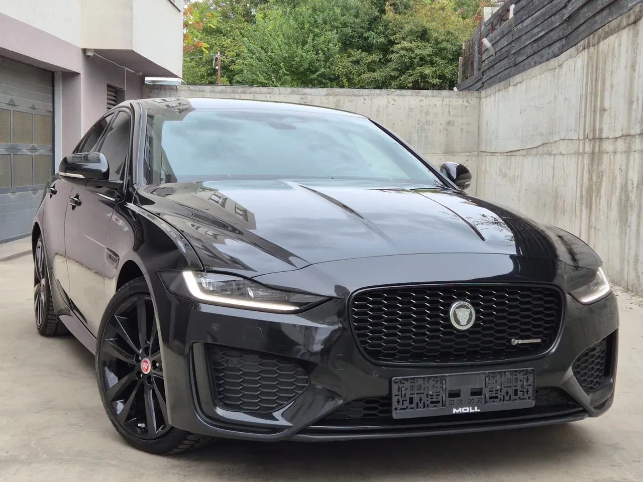 2024 Jaguar XE, 125.000 km, Rumänien — Foto 1