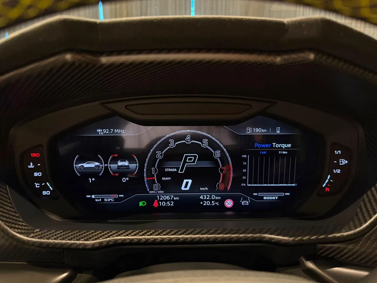 2023 Lamborghini URUS, 13.000 km, Rumänien — Foto 2 z 40