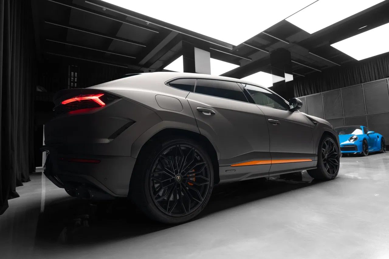 2026 Lamborghini URUS, 24 km, Rumänien — Foto 8 z 40