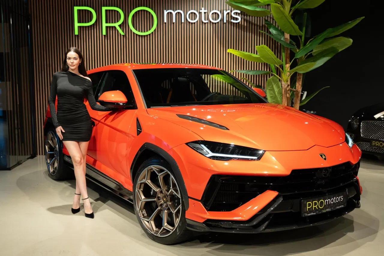 2025 Lamborghini URUS, 3.500 km, Rumänien — Foto 1