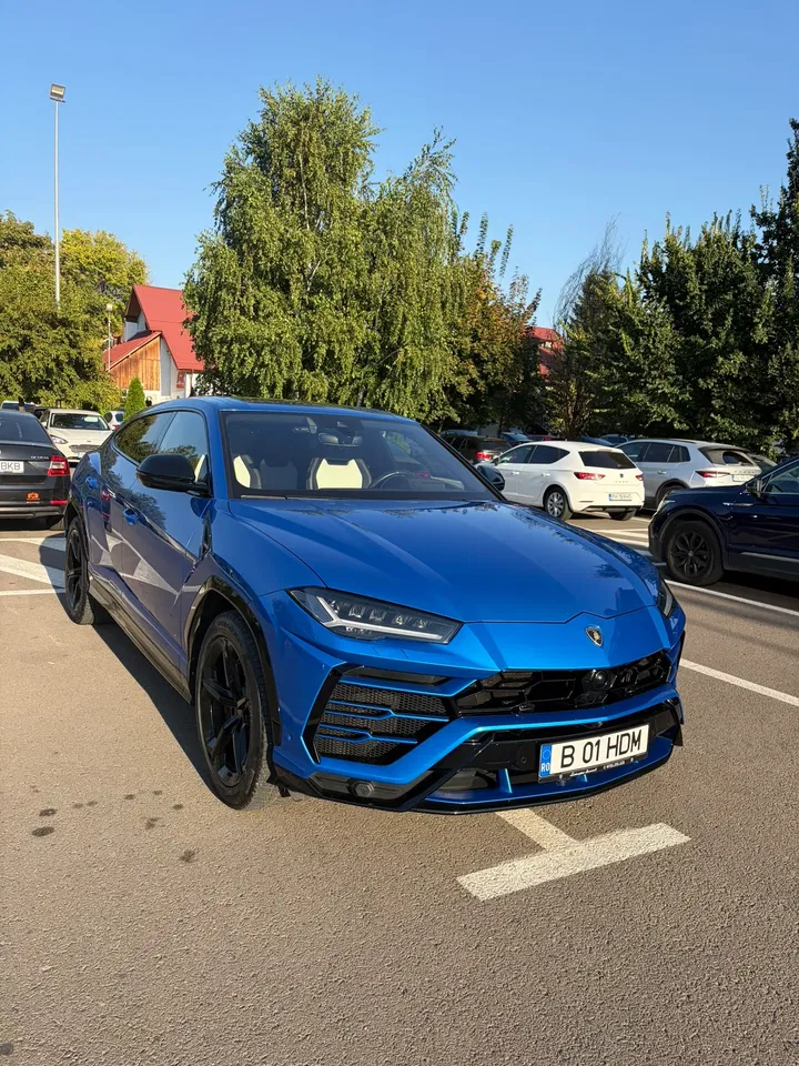 2020 Lamborghini URUS, 73.350 km, Rumänien — Foto 1