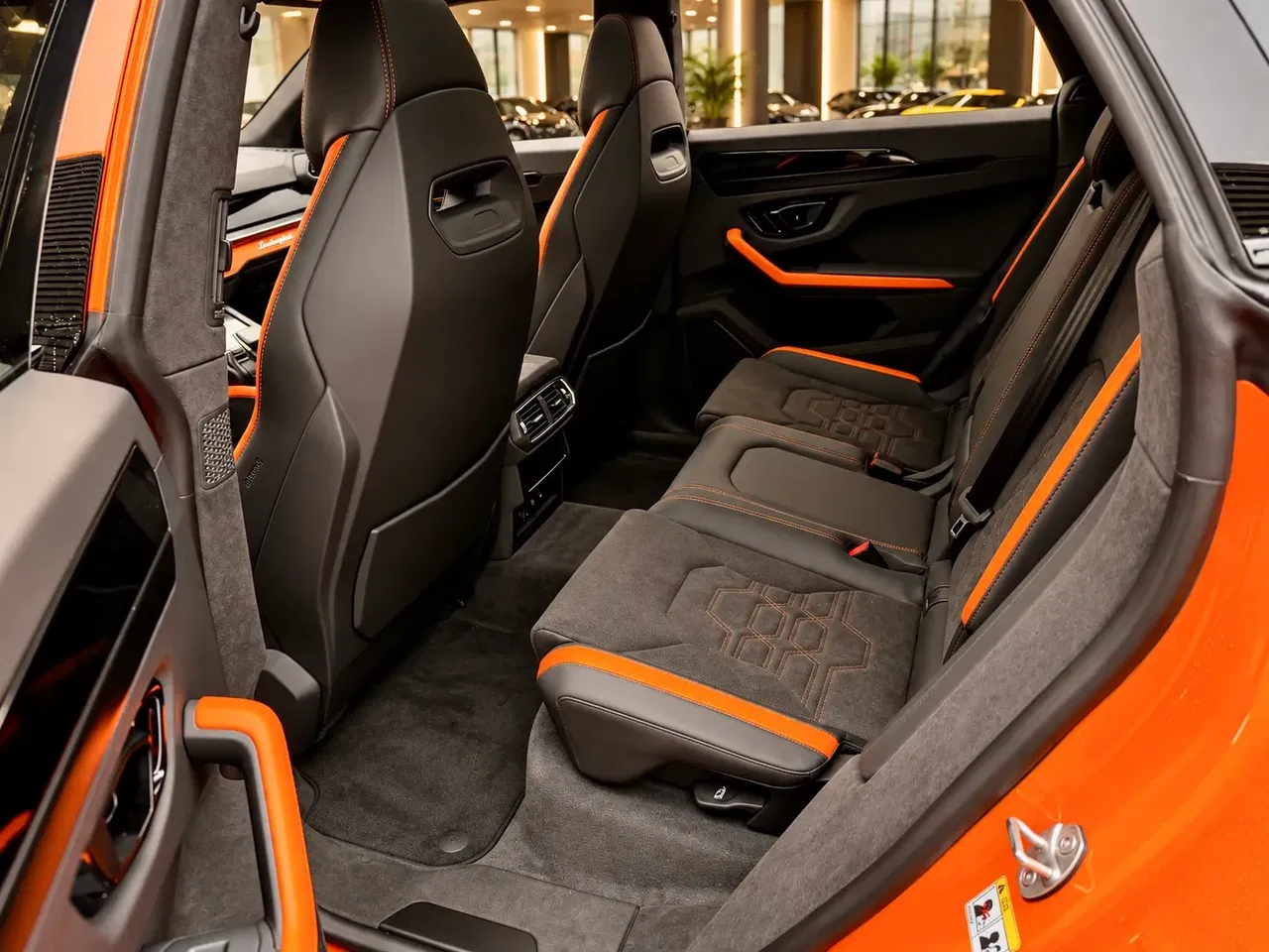 2026 Lamborghini URUS, 50 km, Rumänien — Foto 9 z 9