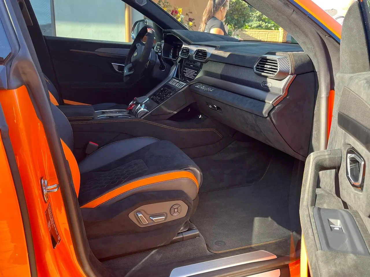 2024 Lamborghini URUS, 6.000 km, Rumänien — Foto 7 z 9
