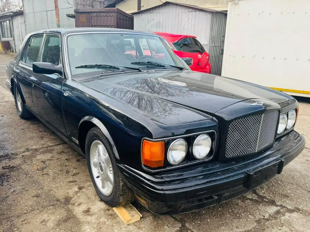 1998 Bentley Brooklands, 100.000 km, Rumänien — Foto 1