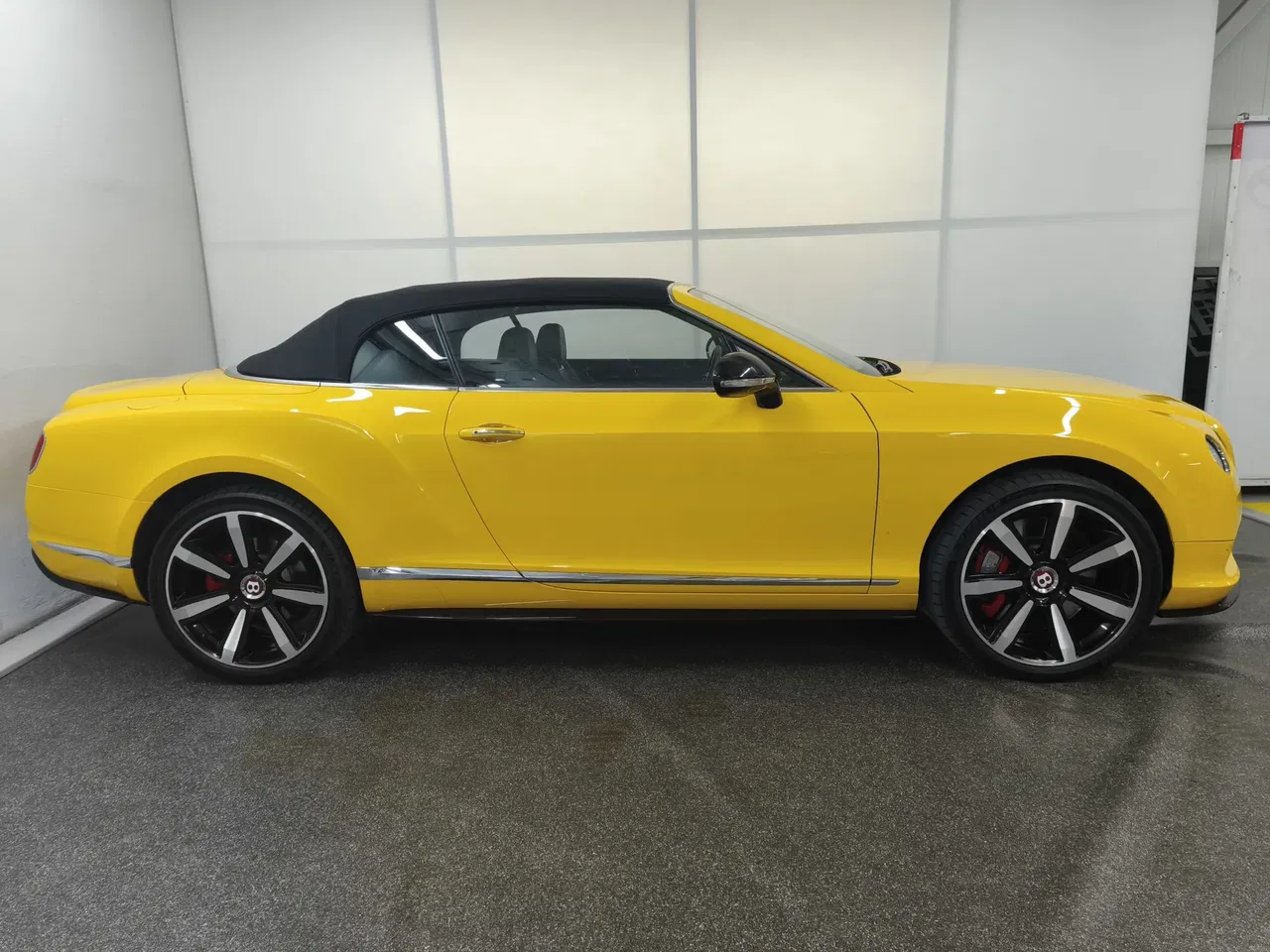 2014 Bentley Continental, 45.247 km, Rumänien — Foto 7 z 23
