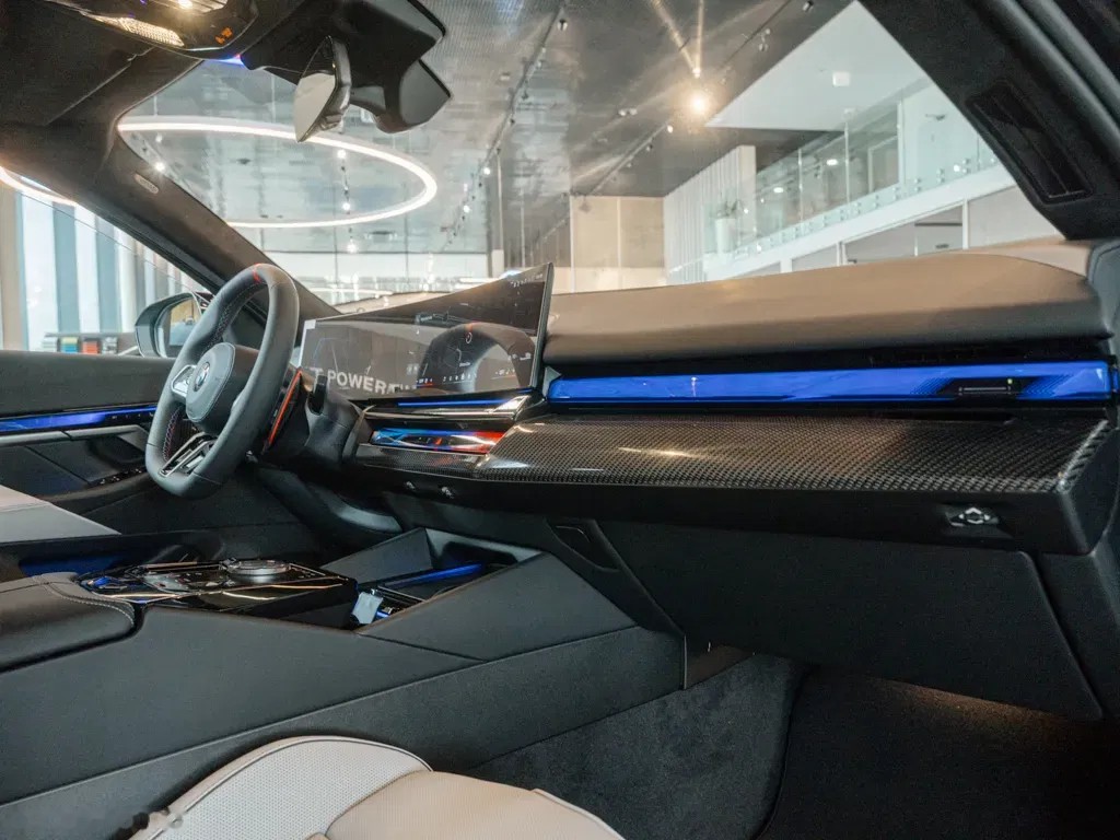 2026 BMW M5, 5 km, Polen — Foto 9 z 14
