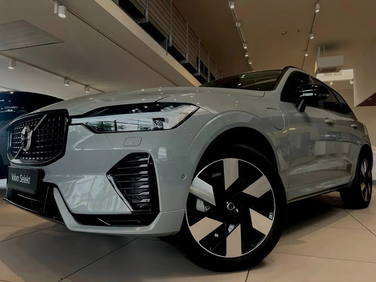 2026 Volvo XC 60, 1.480 km, Polen — Foto 1