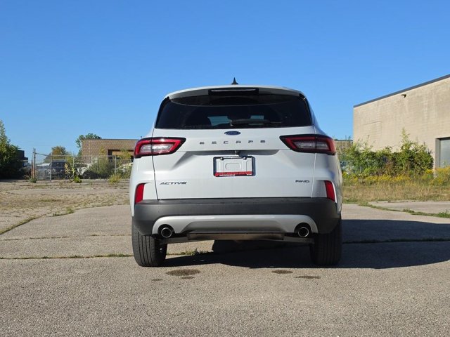 2025 Ford Escape Active, weiß, 55.222 km, Import Kanada — Foto 6 z 6