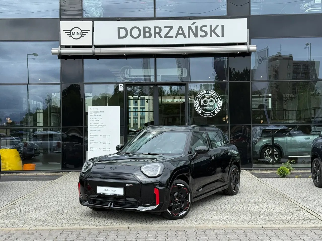 2026 MINI Aceman, 10 km, Polsko — Foto 1
