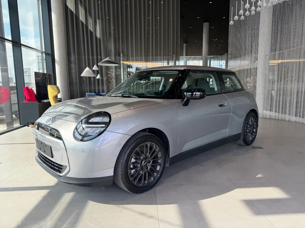 2026 MINI Cooper, 10 km, Polsko — Foto 1