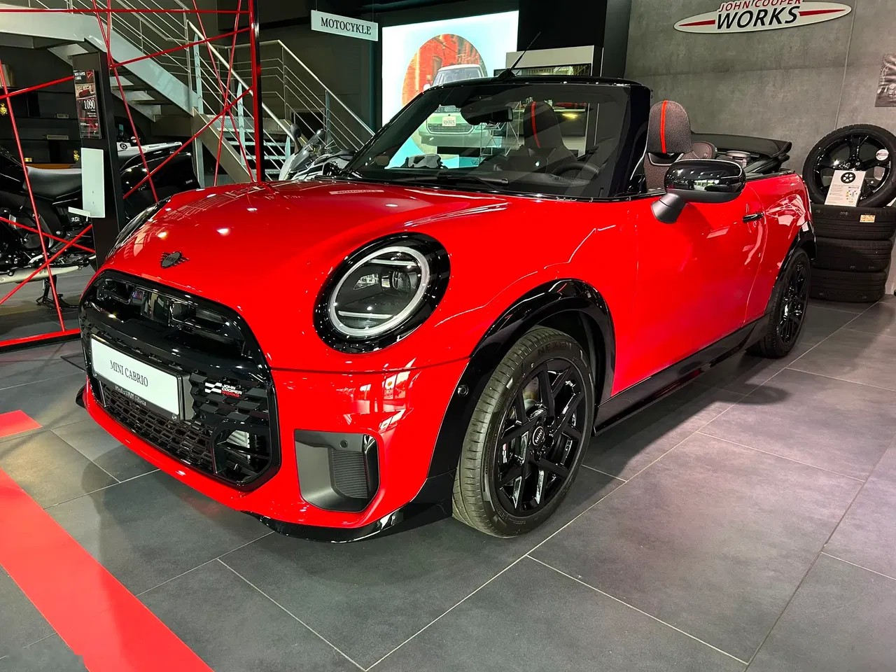 2026 MINI Cooper S, 10 km, Polsko — Foto 1