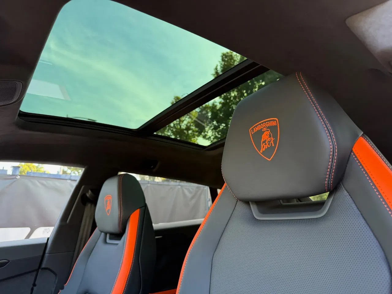 2026 Lamborghini Urus, 20 km, Polen — Foto 15 z 35
