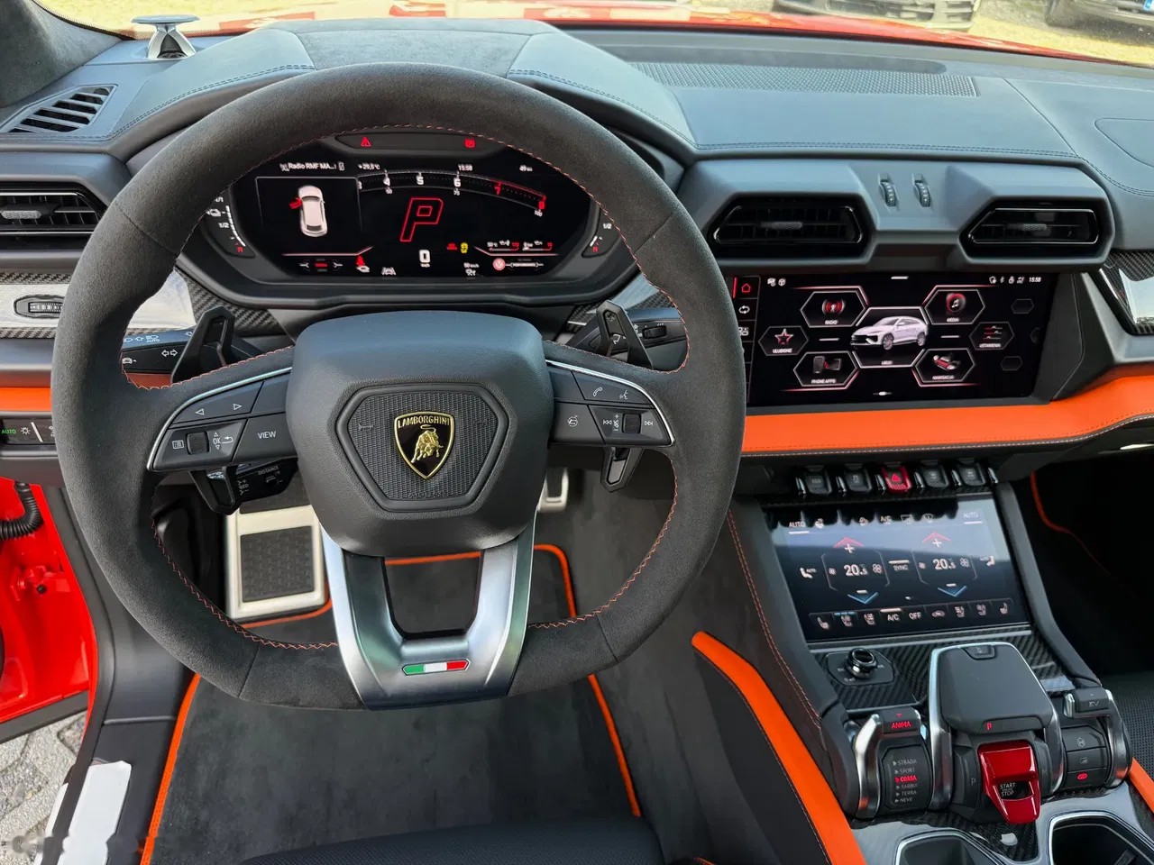 2026 Lamborghini Urus, 20 km, Polen — Foto 16 z 35