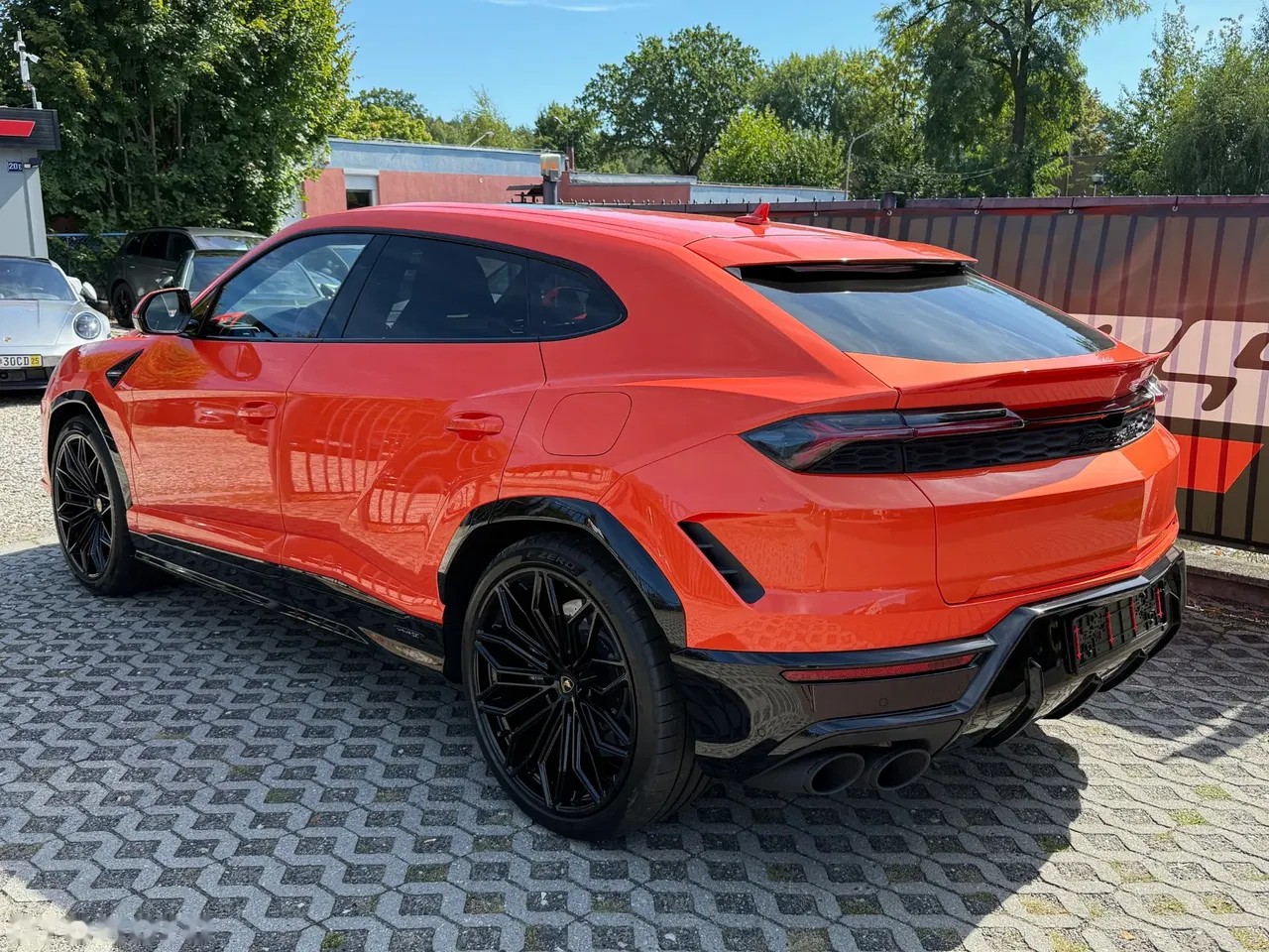 2026 Lamborghini Urus, 20 km, Polen — Foto 9 z 35