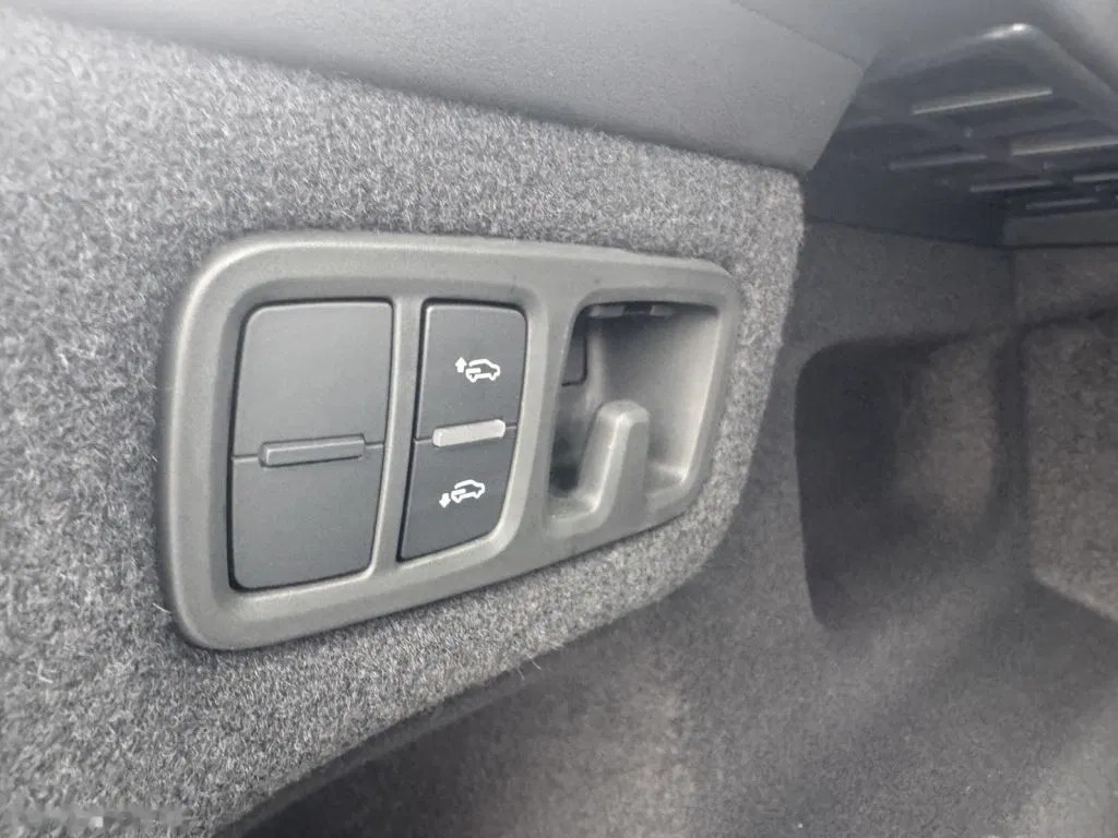 2022 Lamborghini Urus, 7.000 km, Polen — Foto 12 z 13