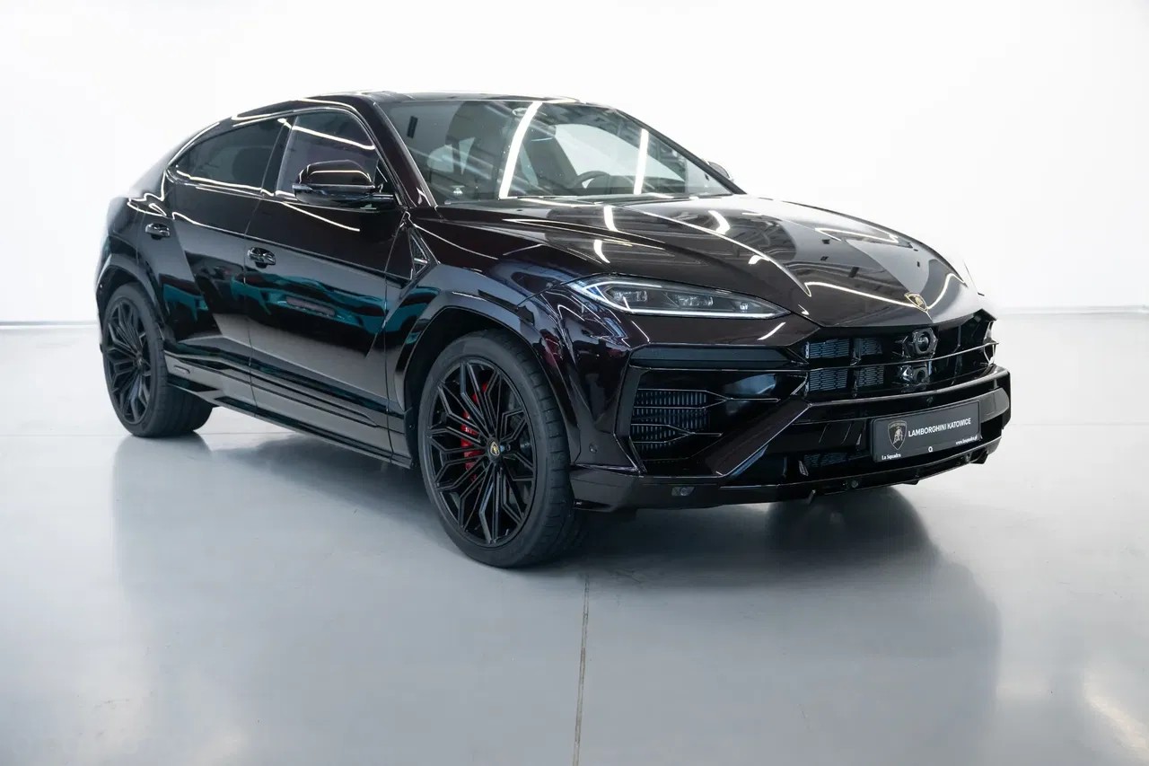 2026 Lamborghini Urus, 100 km, Polen — Foto 1