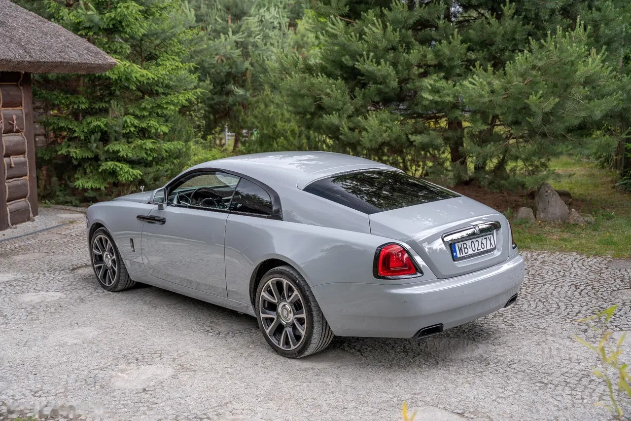 2017 Rolls-Royce Wraith, 37.877 km, Polen — Foto 2 z 40