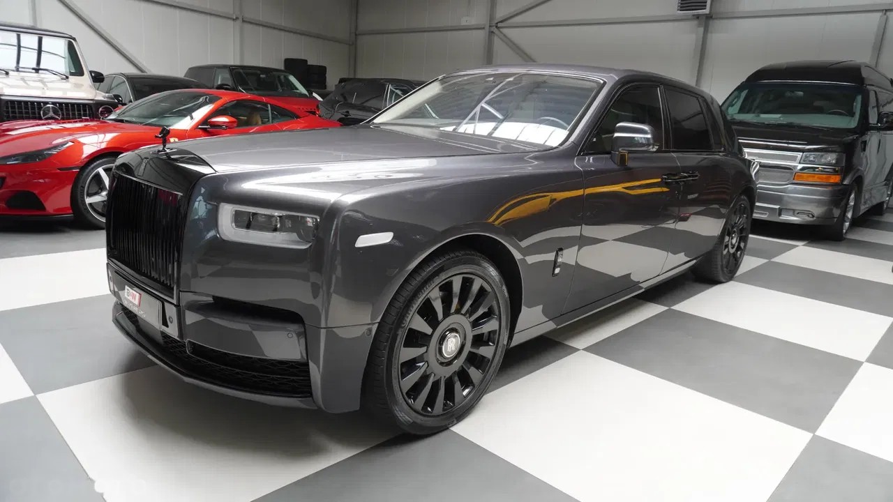2020 Rolls-Royce Phantom, 52.000 km, Polen — Foto 1