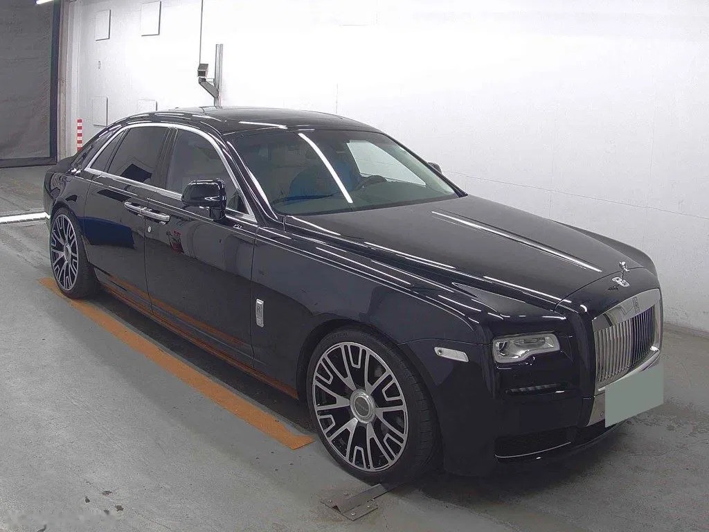 2016 Rolls-Royce Ghost, 23.431 km, Polen — Foto 1