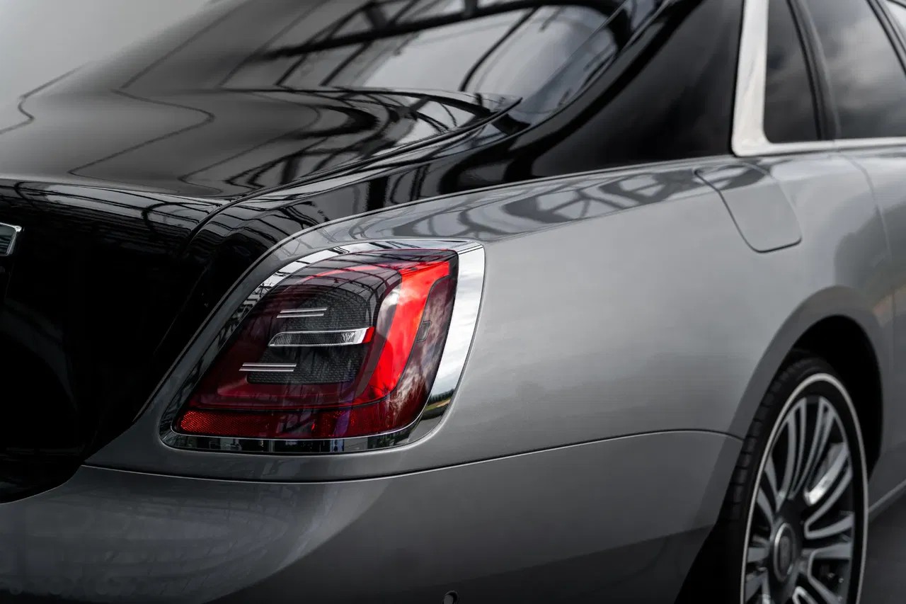 2022 Rolls-Royce Ghost, 12.080 km, Polen — Foto 13 z 39