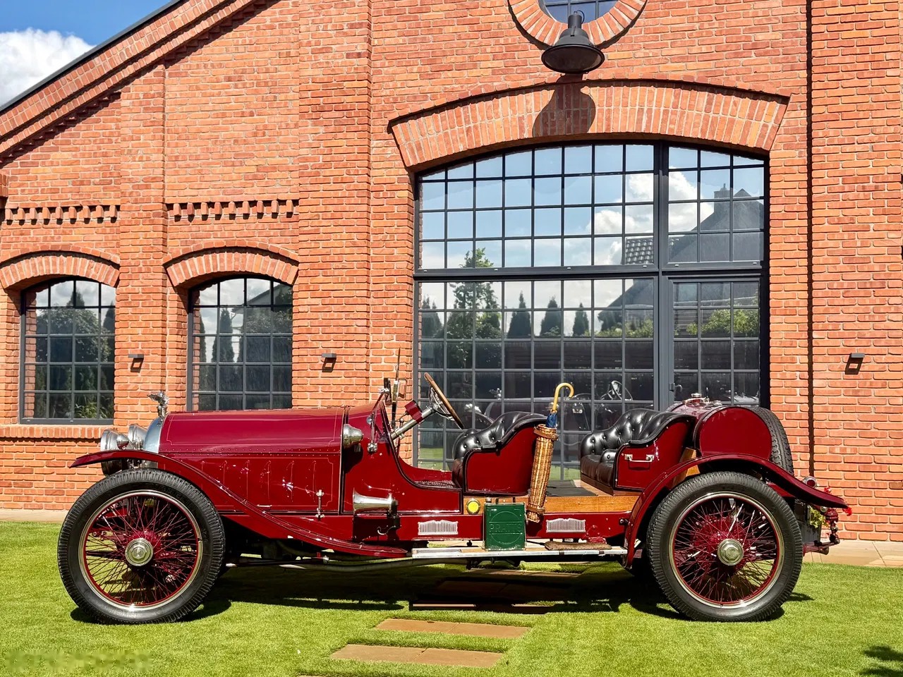 Rolls-Royce Inny, 10.000 km, Polen — Foto 6 z 25