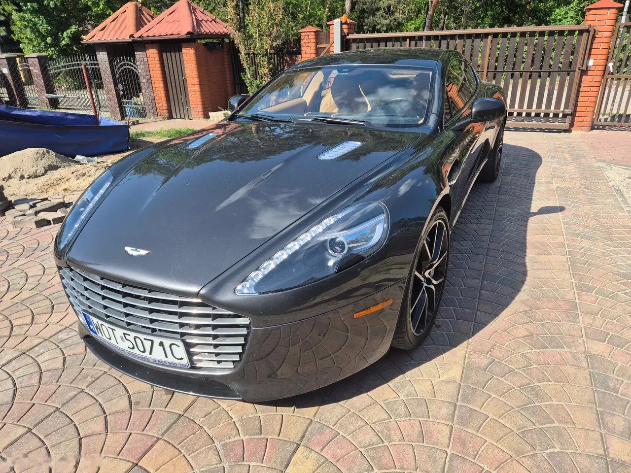 2017 Aston Martin Rapide, 42.000 km, Polsko — Foto 1