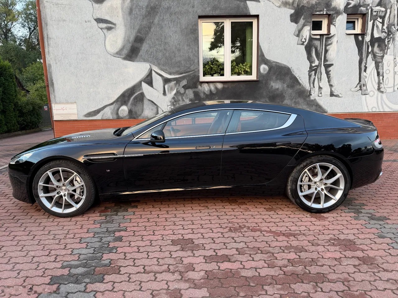 2018 Aston Martin Rapide, 73.786 km, Polen — Foto 8 z 40