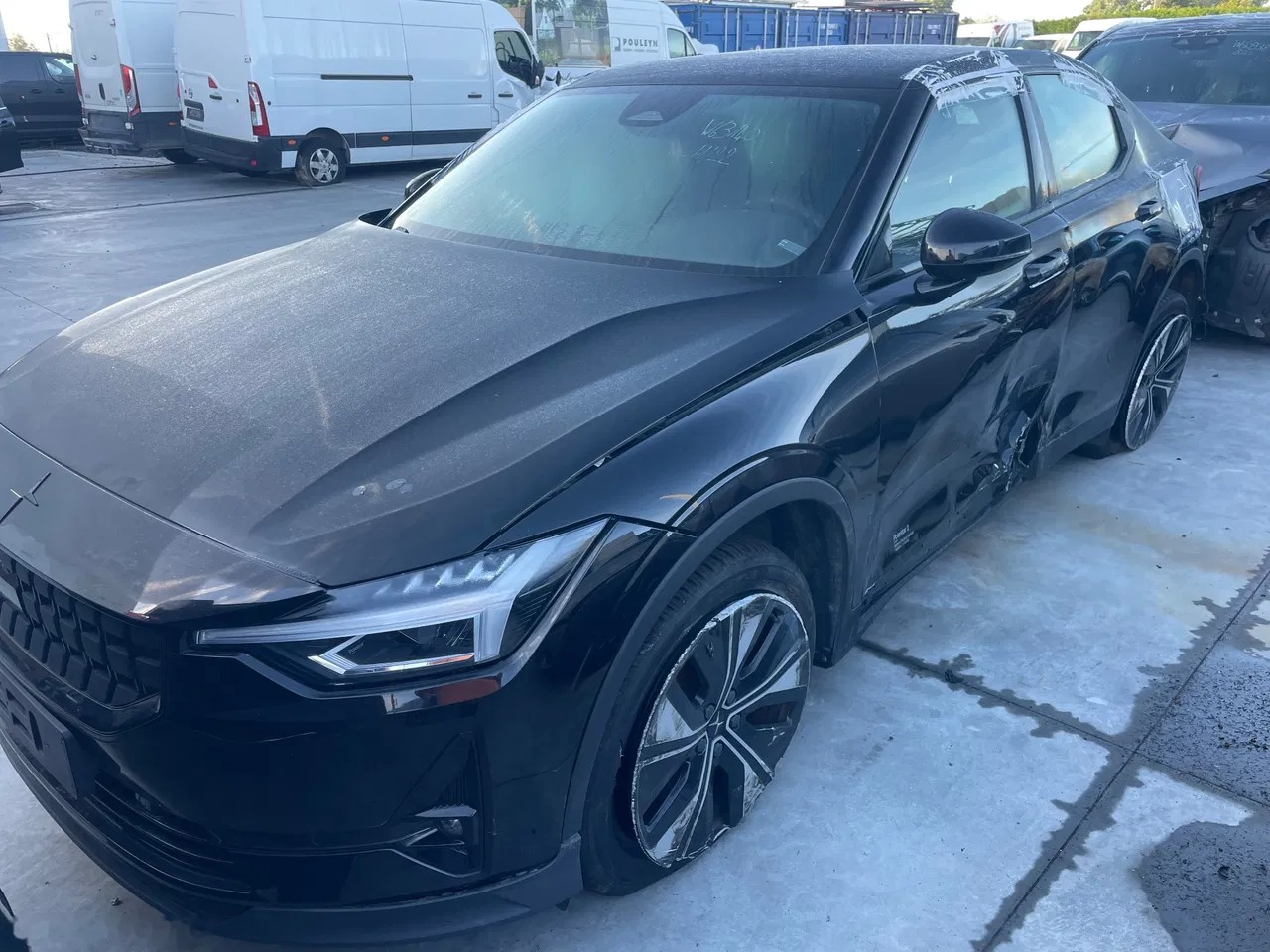 2026 Polestar 2, 12.000 km, Polsko — Foto 1