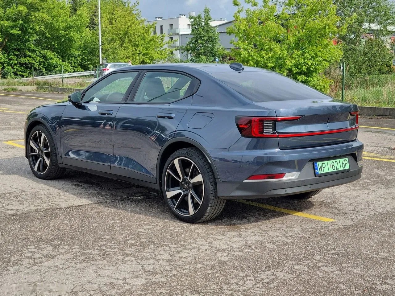 2020 Polestar 2, 150.000 km, Polen — Foto 3 z 36