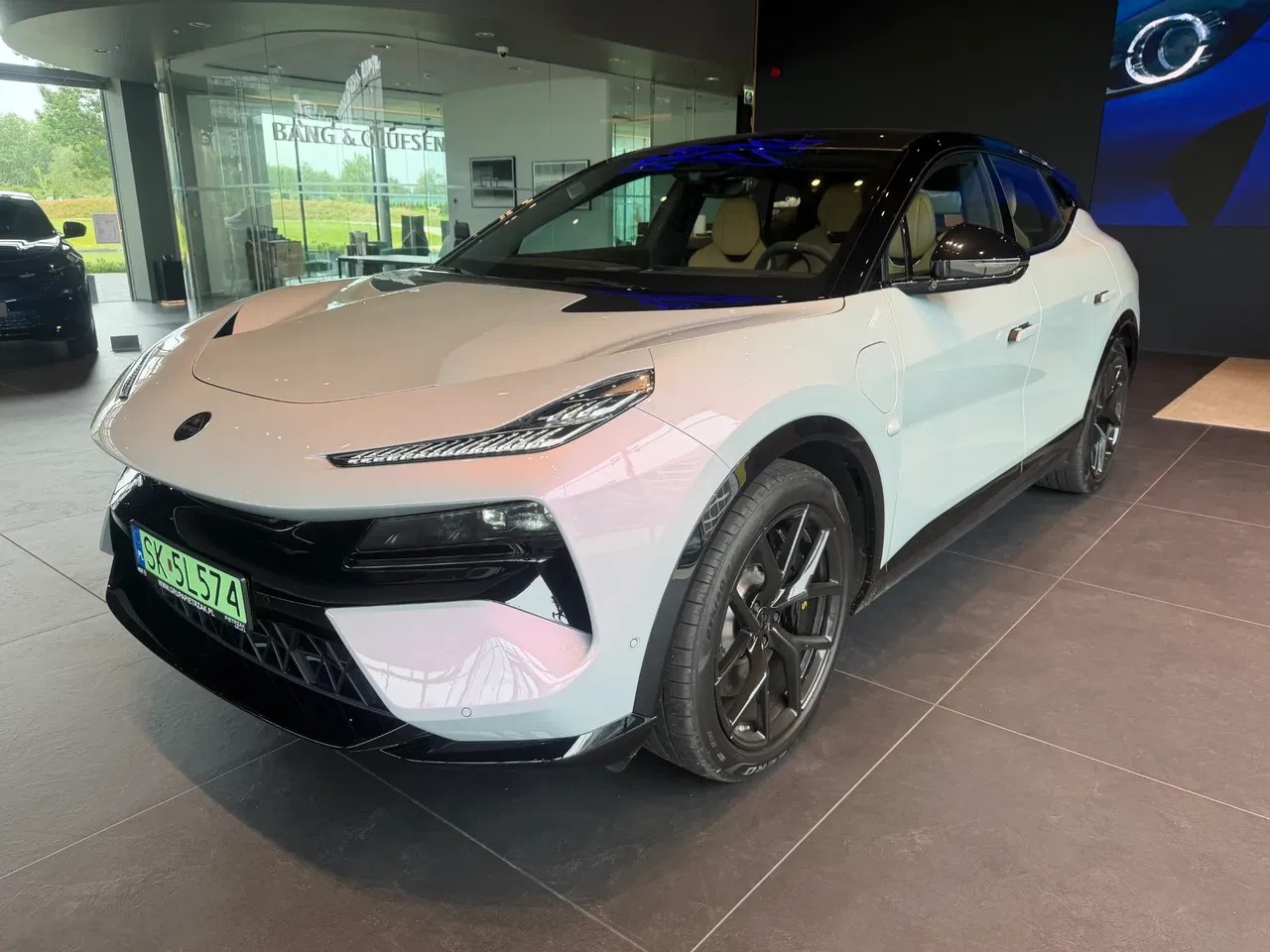 2026 Lotus Eletre, 200 km, Polsko — Foto 1