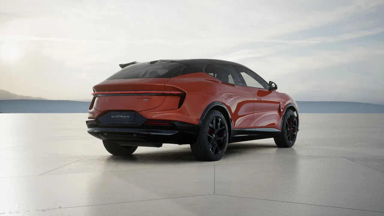 2026 Lotus Eletre, 5 km, Polen — Foto 2 z 15