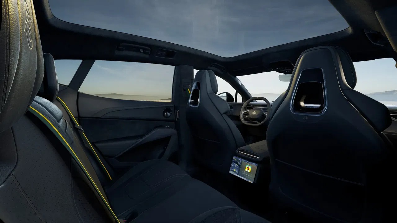 2026 Lotus Eletre, 5 km, Polen — Foto 11 z 21