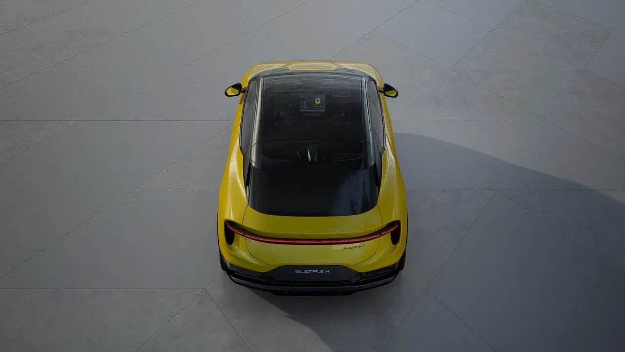 2026 Lotus Eletre, 5 km, Polen — Foto 14 z 21