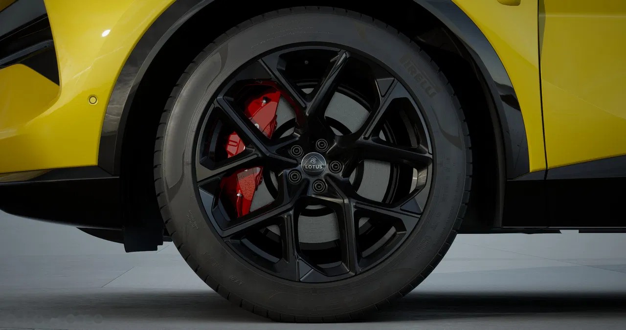 2026 Lotus Eletre, 5 km, Polen — Foto 2 z 21