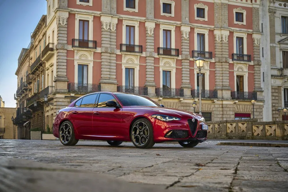 Alfa Romeo Giulia, 1 km, Portugalsko — Foto 1