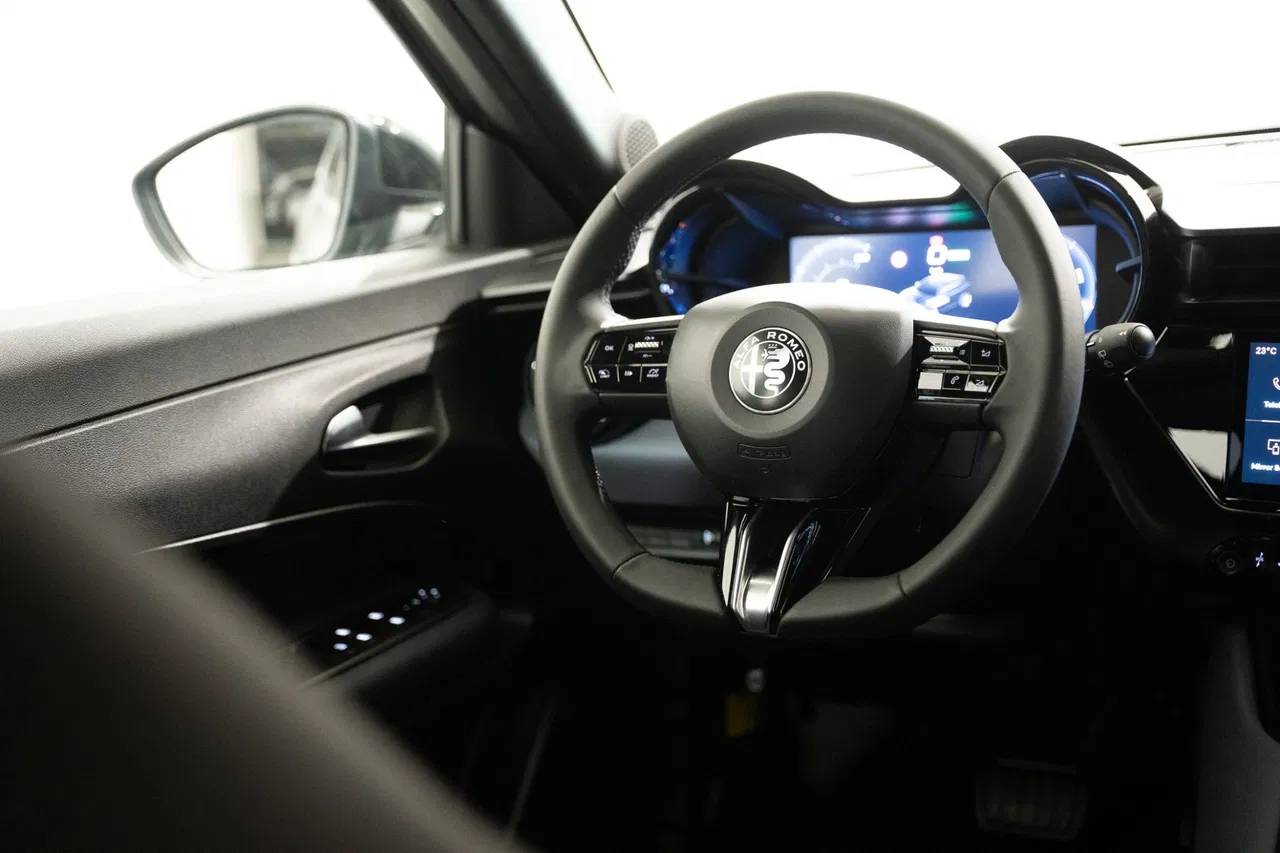 Alfa Romeo Junior, 12.437 km, Portugal — Foto 10 z 28